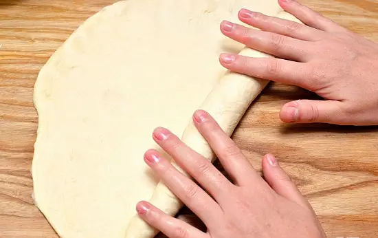 cuộn bột bánh