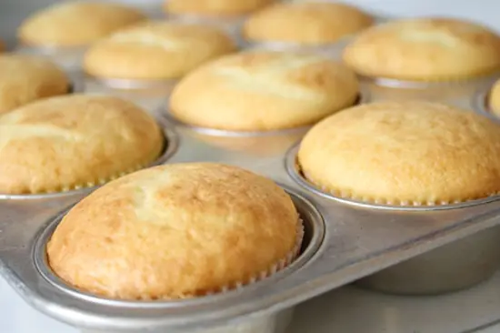 cach-lam-banh-muffin-don-gian-4