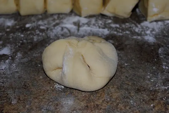 bánh ngọt nhân dừa hấp dẫn