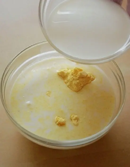hòa men với sữa