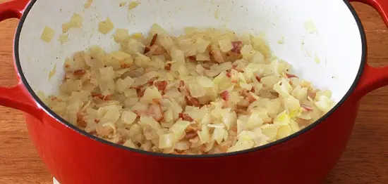 Cách làm bánh nướng hành tây siêu hấp dẫn 5