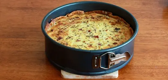 Cách làm bánh nướng hành tây siêu hấp dẫn 11