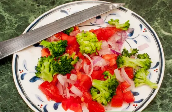 Cách làm bánh nướng rau trộn cho bé biếng ăn 2