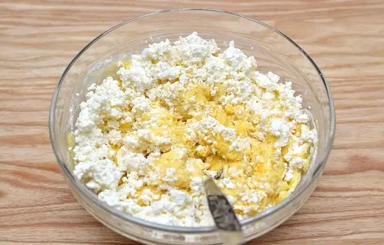 Cách làm bánh phô mai viên tẩm vừng thơm ngon 1