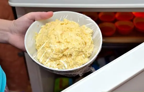Cách làm bánh phô mai viên tẩm vừng thơm ngon 2