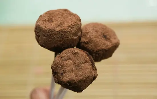 Cách làm bánh quả bóng cacao
