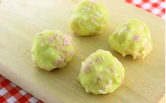nặn viên khoai tây