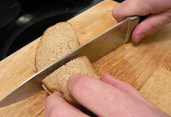 Cách làm bánh sandwich kẹp thịt bò bắp cải 11