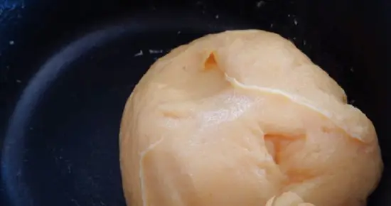 nấu hỗn hợp kem vừa trộn