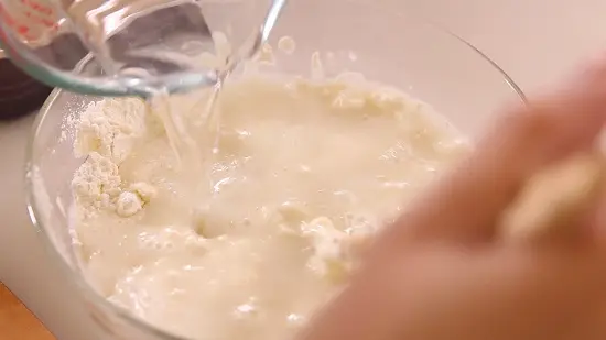 Cách làm bánh sữa chiên béo ngậy