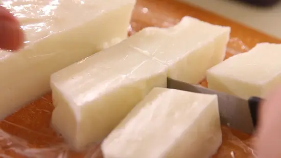 Cách làm bánh sữa chiên béo ngậy
