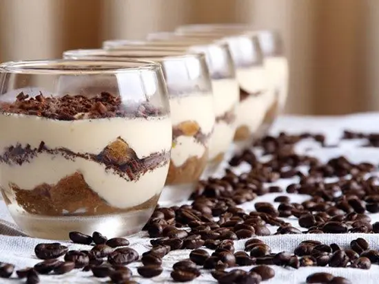 Cách làm bánh tiramisu dễ như ăn kẹo