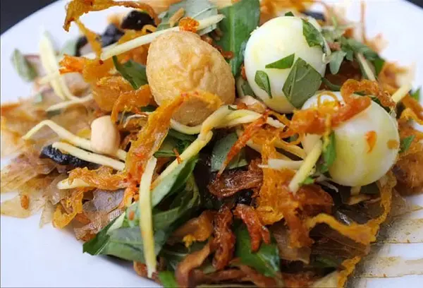 Bánh tráng trộn - Cách làm bánh tráng trộn ngon