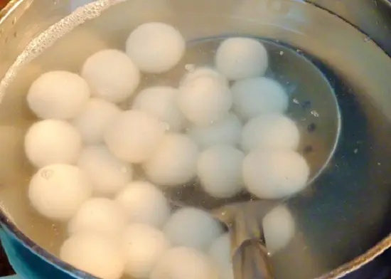 Cách làm bánh trôi bánh chay đón Tết Hàn Thực 10