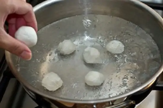 Cách làm bánh trôi đa sắc màu cho ngày Tết Hàn Thực 5