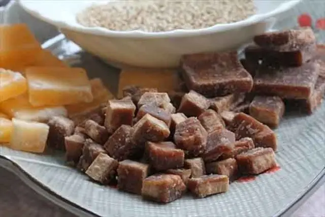 Cách làm bánh trôi đa sắc màu cho ngày Tết Hàn Thực 4