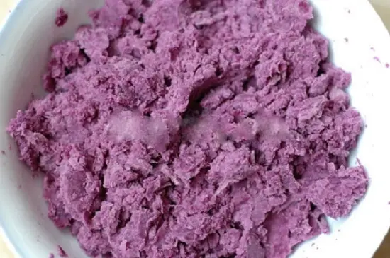 trộn khoai với sữa