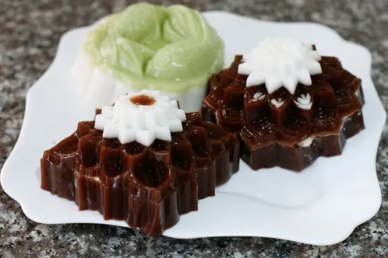 Cách làm bánh trung thu rau câu nhân bánh flan ngon tuyệt