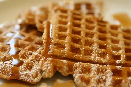 Cách làm bánh Waffle 6