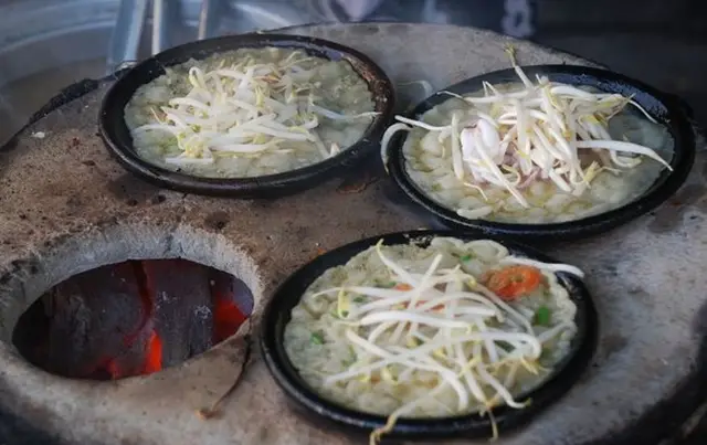 bánh xèo miền trung