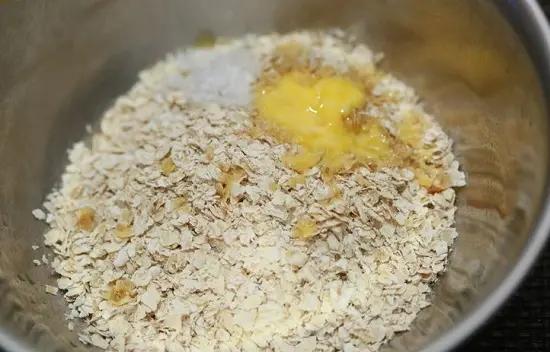Cách làm bánh yến mạch nướng giảm cân hiệu quả 2