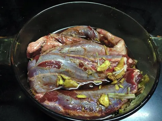 Cách làm bắp bò kho mật mía 4