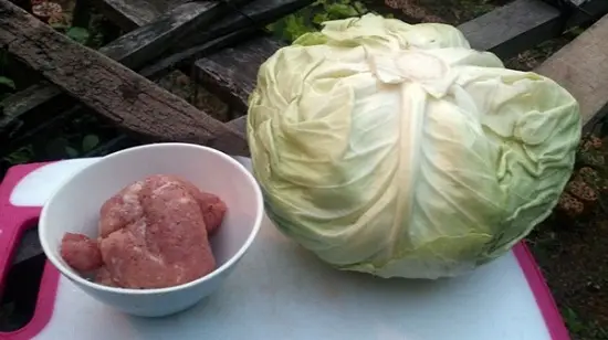bắp cải cuộn thịt sốt cà chua nguyên liệu