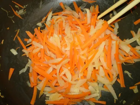 bò bía mặn cách làm