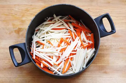 Cách làm bò bía mặn Sài Gòn ngon đúng điệu 2