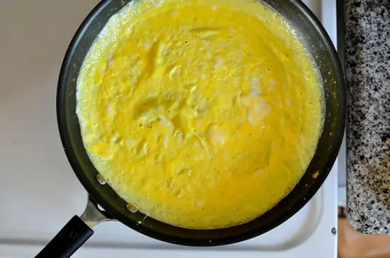 Cách làm bò bía mặn Sài Gòn ngon đúng điệu 3