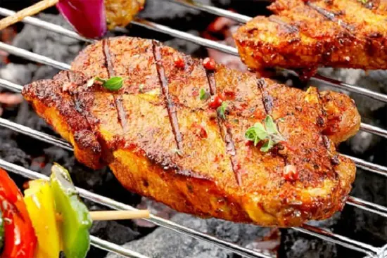 Cách làm bò nướng sa tế cay ấm nồng ngày đầu đông