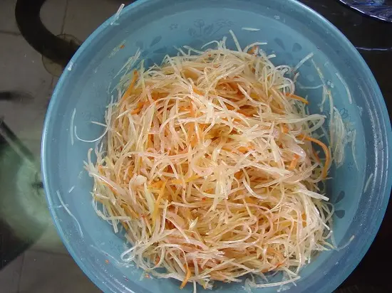 Các bước thực hiện bún mắm heo quay 1