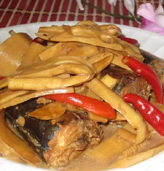 Cách làm cá nục kho măng dân dã ngon cơm