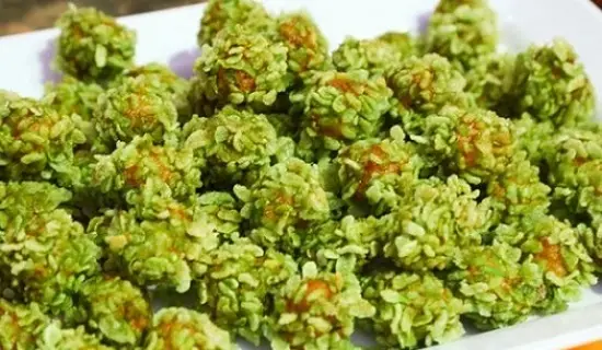 Cách làm chả cá bọc cốm thơm ngon cho bữa cơm mùa thu