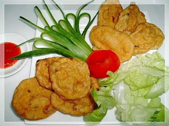 Trang trí cho đĩa chả cá thêm đẹp mắt - Cách làm chả cá
