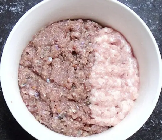 chả ếch chiên sơ chế thịt