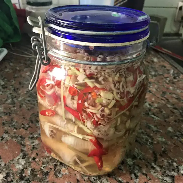 chan-ga-ngam-chua-ngot-4