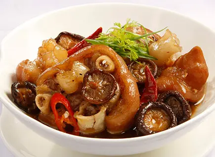 Cách làm chân giò kho tàu đậm đà đưa cơm