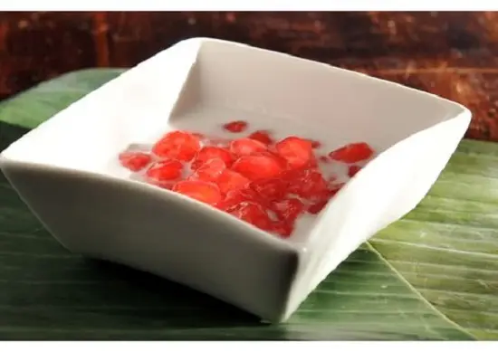 Cách làm chè củ năng cốt dừa kiểu Thái thơm ngon lạ miệng
