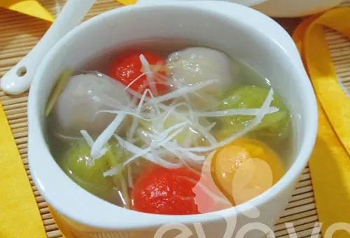 Cách làm chè trôi nước ngũ sắc độc đáo