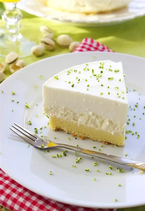 Cách làm cheesecake sữa chua mềm ngon miễn chê