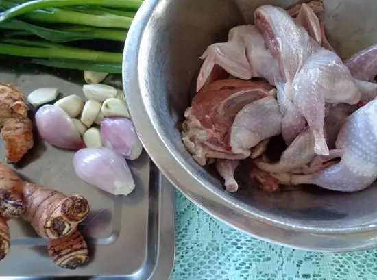 chim cút chiên riềng nguyên liệu