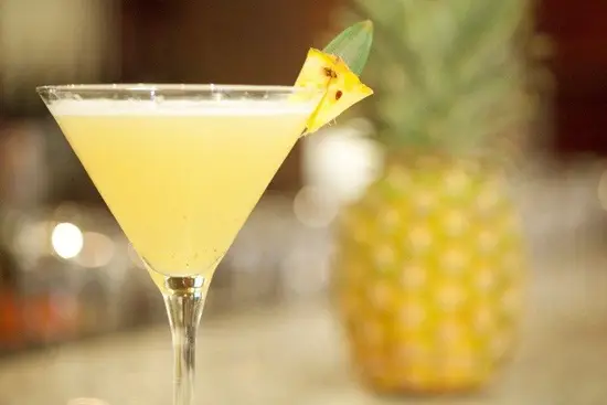 cách làm cocktail dứa chanh đơn giản