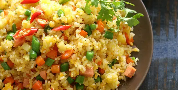 Kết quả hình ảnh cho cơm chiên Dương Châu