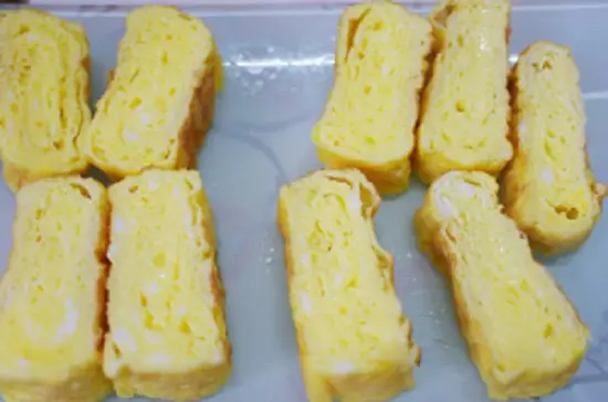 cắt khoanh trứng