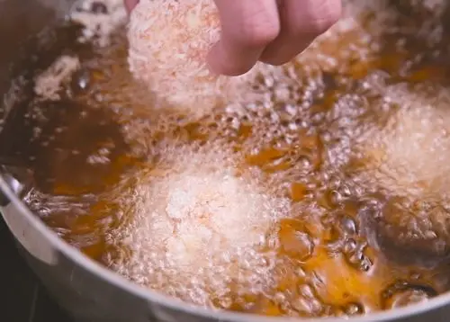 Bien-tau-cuc-la-voi-com-nam-nhoi-pjo-mai-chien-4