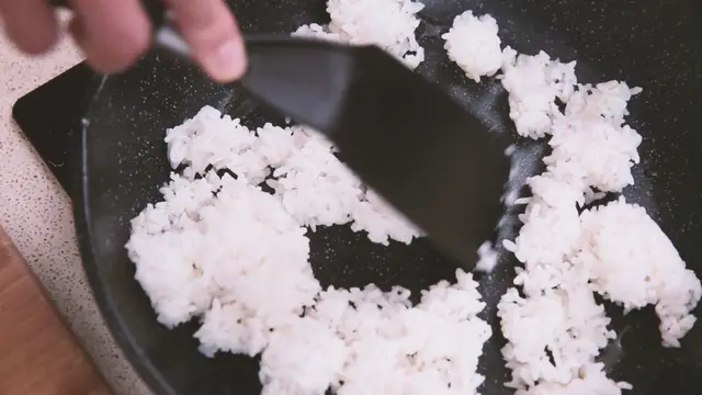 Bien-tau-cuc-la-voi-com-nam-nhoi-pjo-mai-chien-2