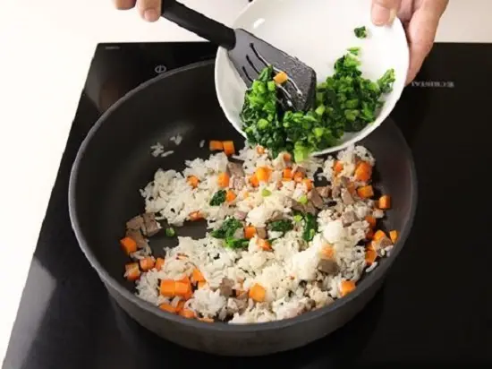 cách làm cơm rang với gan heo 3