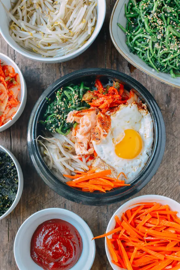Huong dan lam mon Bibimbap com tron ca hoi dung vi Han Quoc h