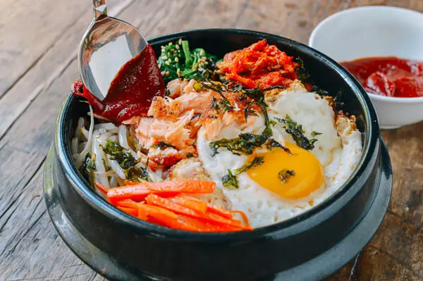 Huong dan lam mon Bibimbap com tron ca hoi dung vi Han Quoc i
